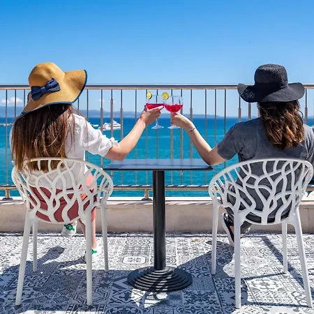 Hotel Galeria Valeria Seaside Downtown - Mag Quaint & Elegant Boutique 4*