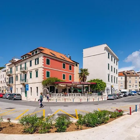 Galeria Valeria Seaside Downtown - Mag Quaint & Elegant Boutique Hotel 4*