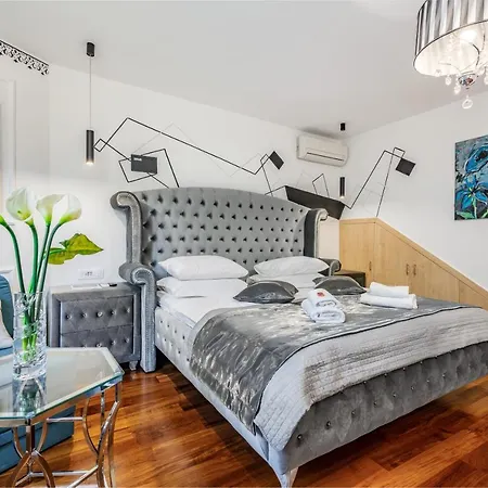 فندق Galeria Valeria Seaside Downtown - Mag Quaint & Elegant Boutique 4*