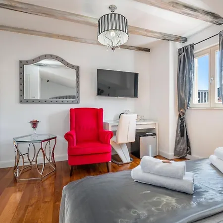 Galeria Valeria Seaside Downtown - Mag Quaint & Elegant Boutique Hotel Split