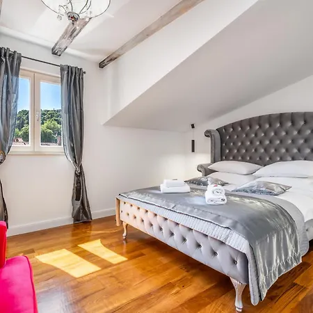 Hotel Galeria Valeria Seaside Downtown - Mag Quaint & Elegant Boutique
