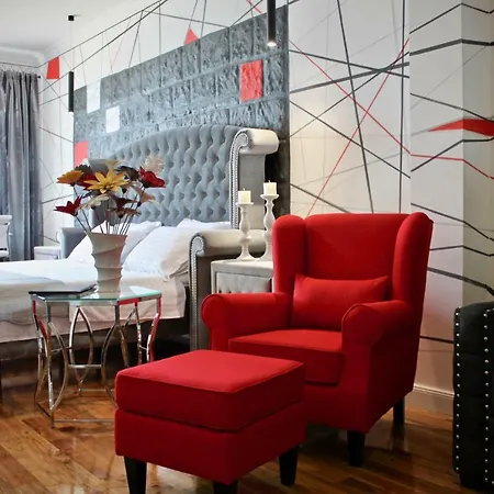 Galeria Valeria Seaside Downtown - Mag Quaint & Elegant Boutique