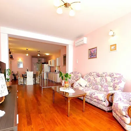 Galeria Valeria Seaside Downtown - Mag Quaint & Elegant Boutique 4* Split