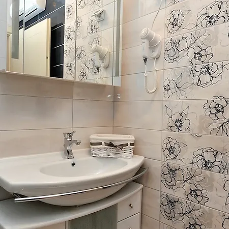 Galeria Valeria Seaside Downtown - Mag Quaint & Elegant Boutique 4* Σπλιτ