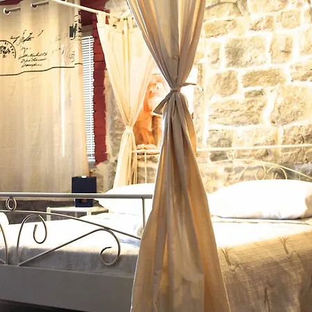Galeria Valeria Seaside Downtown - Mag Quaint & Elegant Boutique فندق