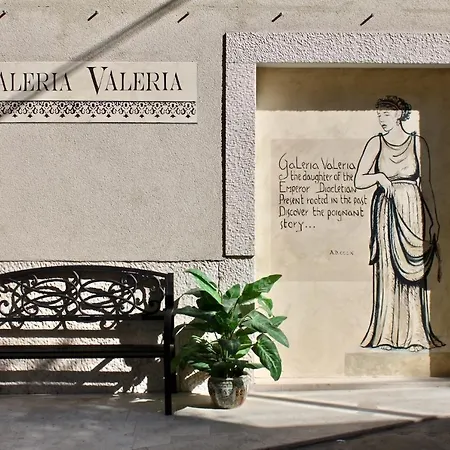 Hotel Galeria Valeria Seaside Downtown - Mag Quaint & Elegant Boutique