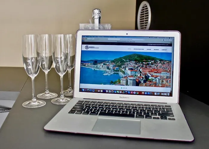 Galeria Valeria Seaside Downtown - Mag Quaint & Elegant Boutique Spalato