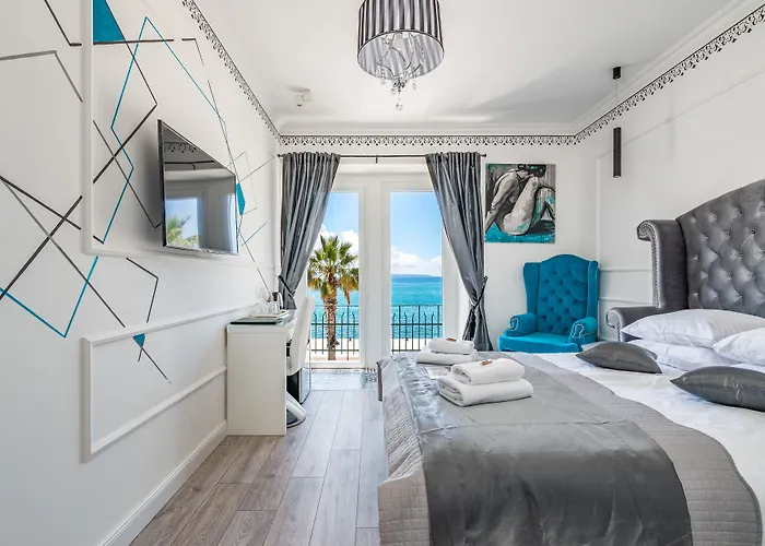 Galeria Valeria Seaside Downtown - Mag Quaint & Elegant Boutique Spalato