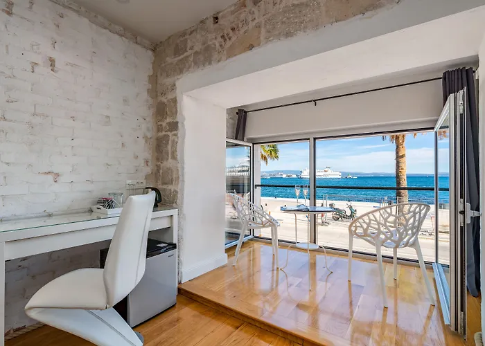 Galeria Valeria Seaside Downtown - Mag Quaint & Elegant Boutique 4* Spalato