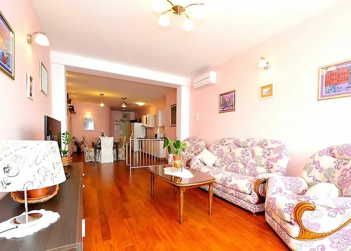 Galeria Valeria Seaside Downtown - Mag Quaint & Elegant Boutique 4* Spalato